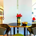 Lovelystay - Full Sky In Chiado